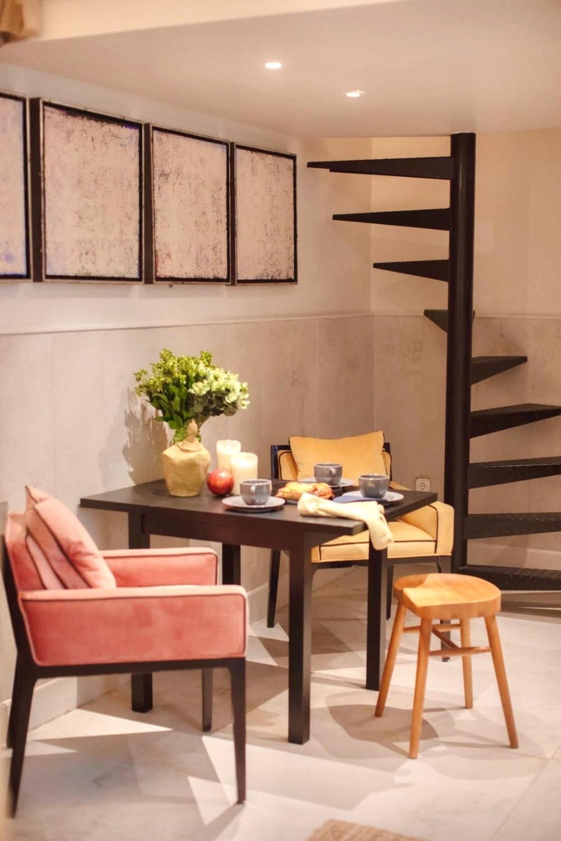 Andrassy Palace - Stylish 1 *